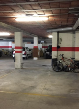 Plaça d'aparcament per llogar